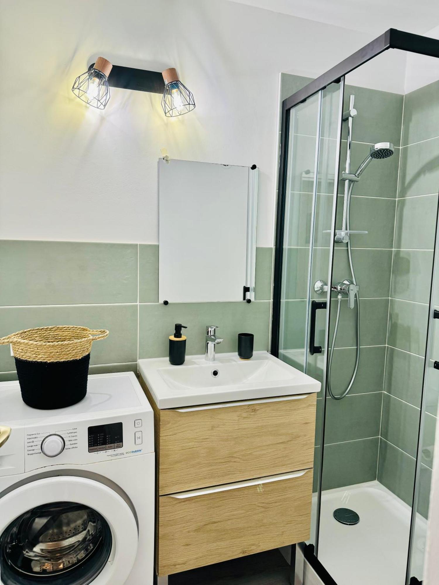 Les Pieds Dans L'Eau Apartment La Seyne-sur-Mer Exterior photo